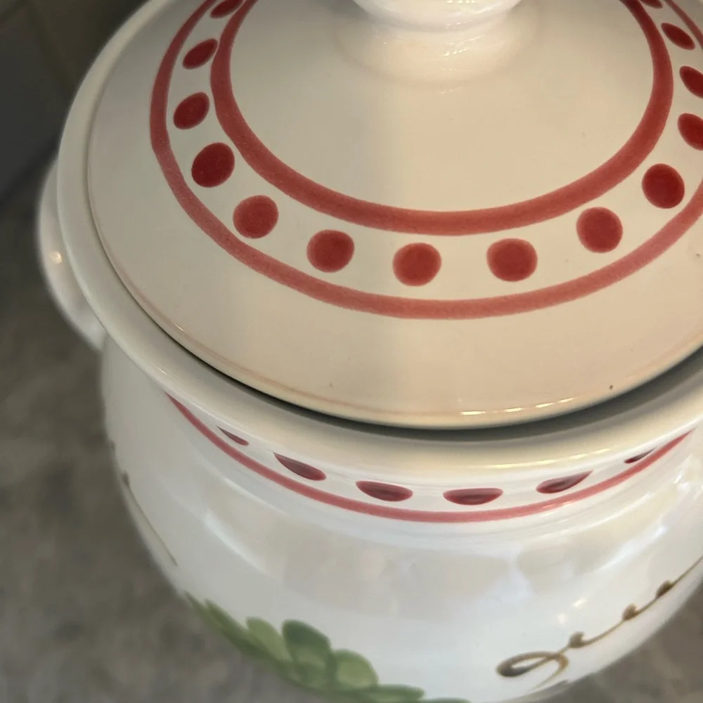 Vintage Williams Sonoma Ceramic Canister. Acorn motif.